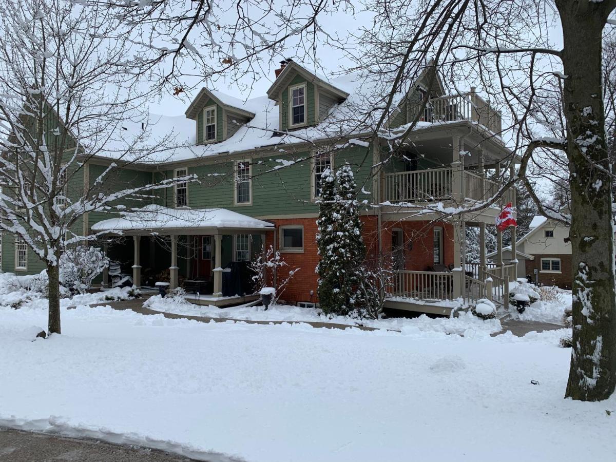 The Red Coat Bed & Breakfast Niagara-on-the-Lake Bagian luar foto